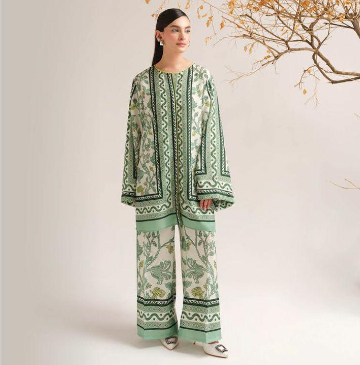 Elegant Green Floral Printed Co-ord Set – Loose Fit Top & Wide Leg Pants