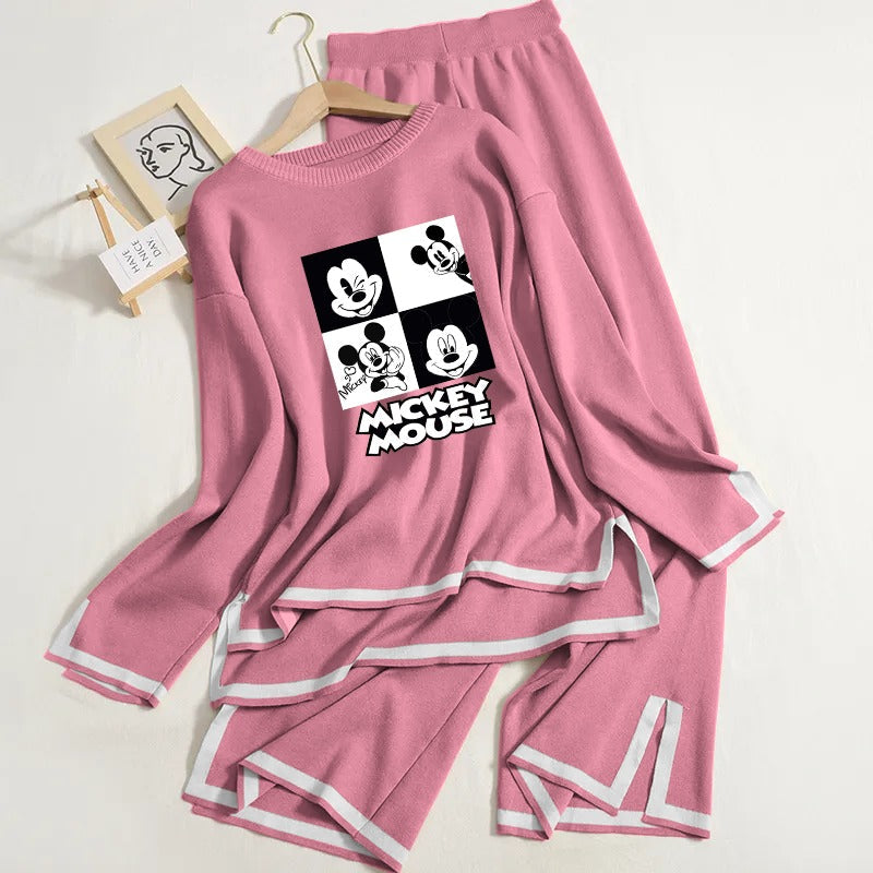 Pink Winter Oversize Outfit (Printed) For Women