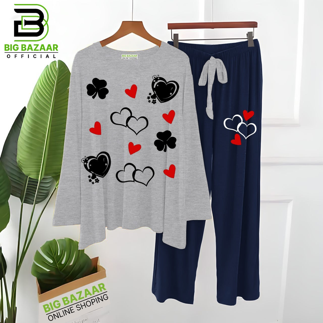 Red Heart Printed lounge Wear For Girls