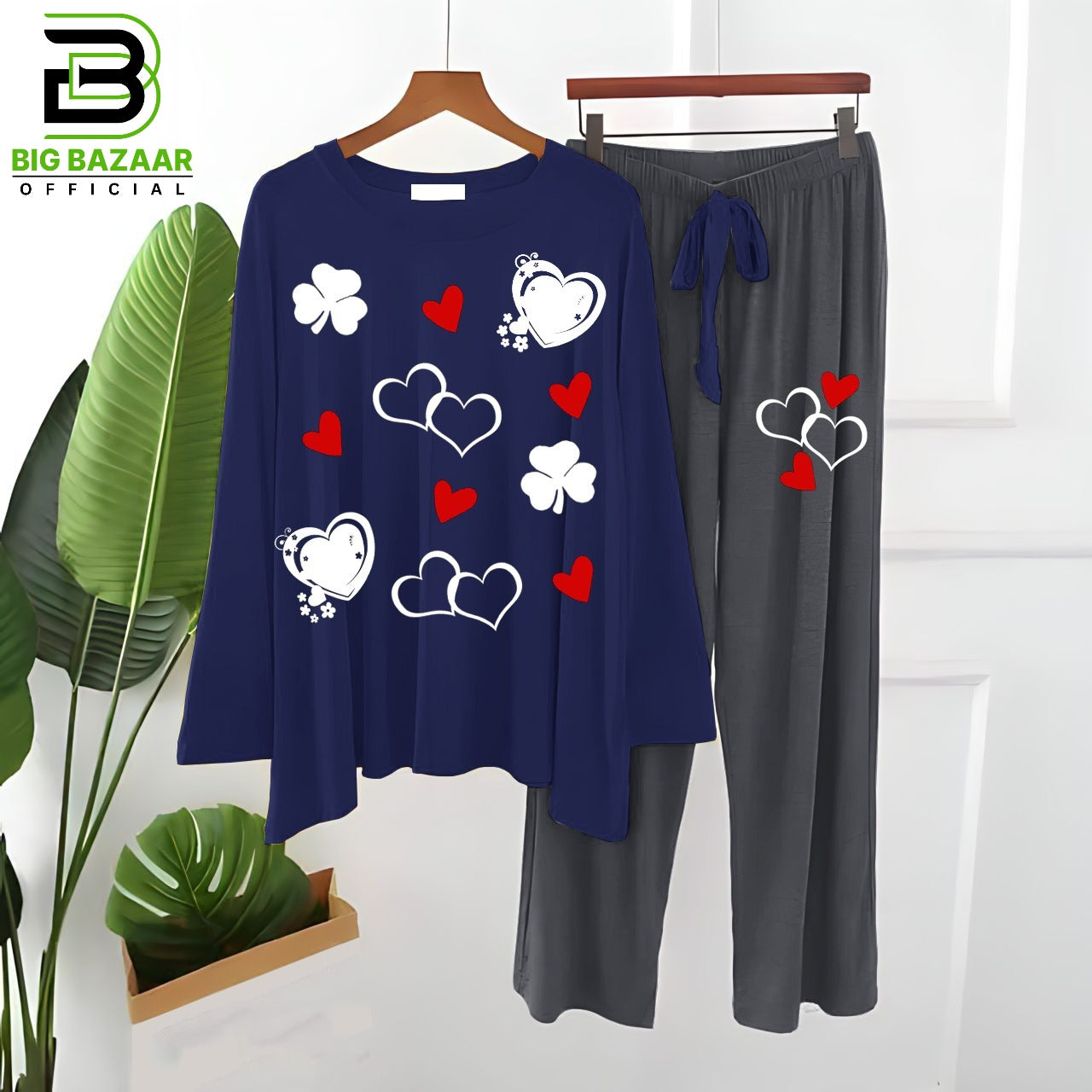 Red Heart Printed lounge Wear For Girls