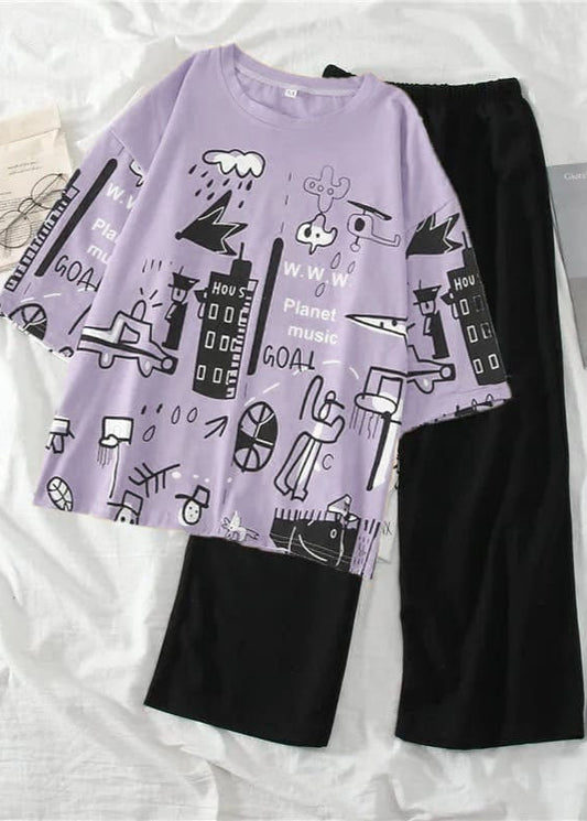 Trendy Purple Graphic Print T-Shirt & Black Pants Set – Casual Streetwear