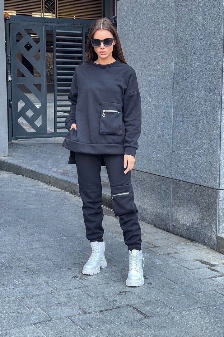 POCKET STYLE TRACK SUIT